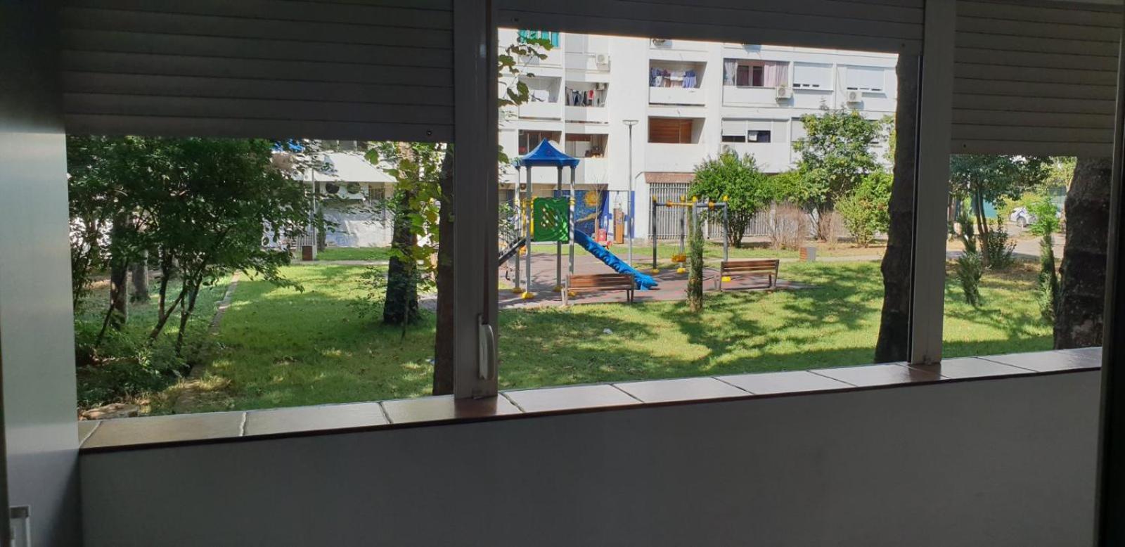 Yellow Apartment, Central Ποντγορίτσα Εξωτερικό φωτογραφία